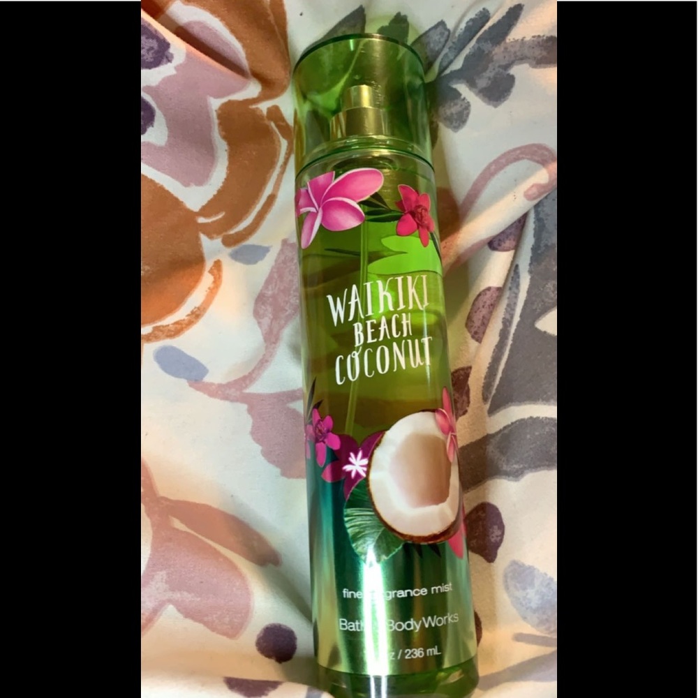 Waikiki Beach Coconut BATH AND BODY WORKS